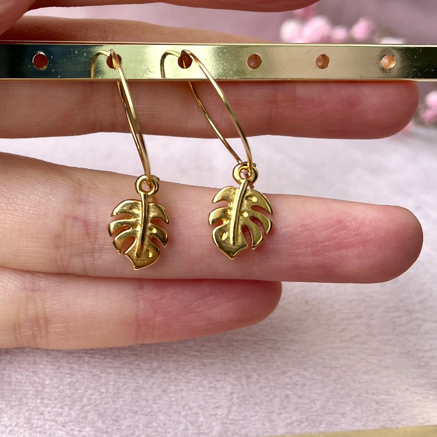 Monstera Creolen Gold und Silber Ohrringe