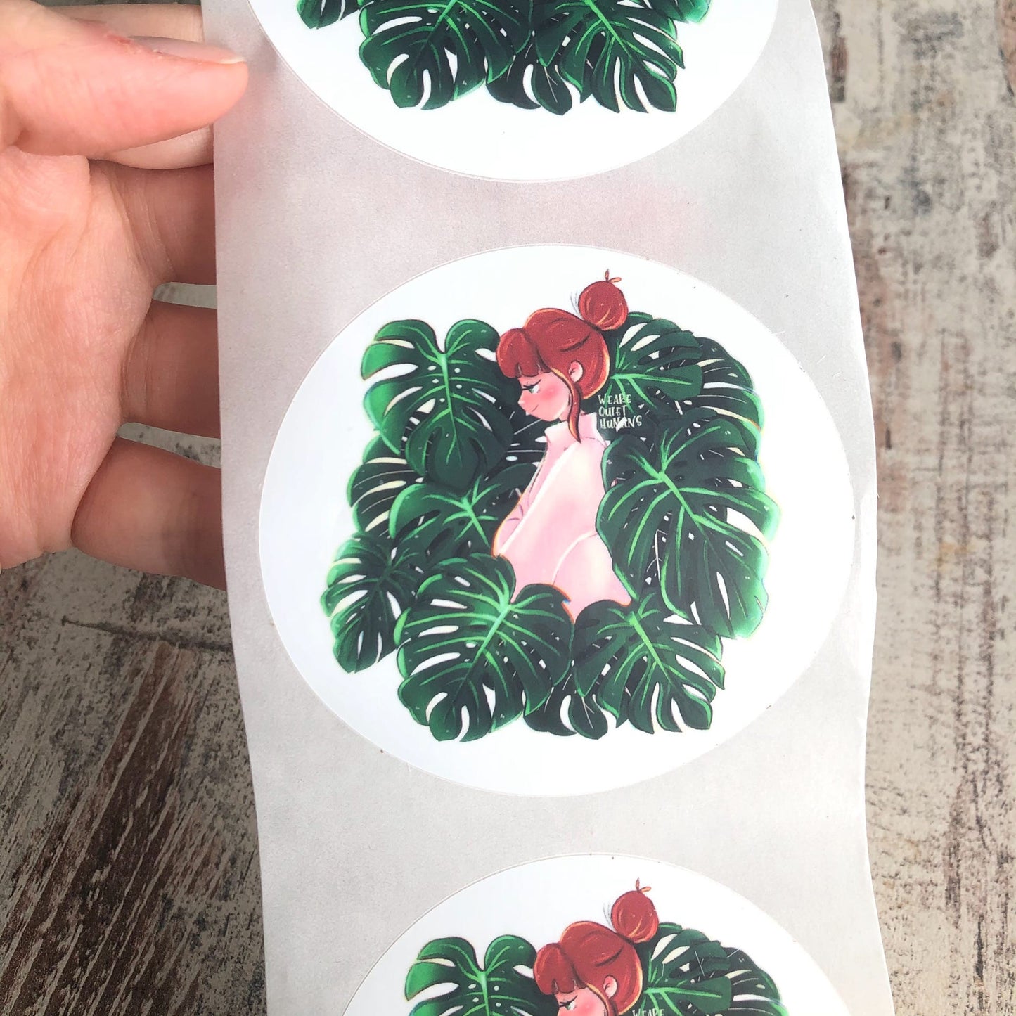 Versandlabel Monstera Mädchen - wearequiethumans