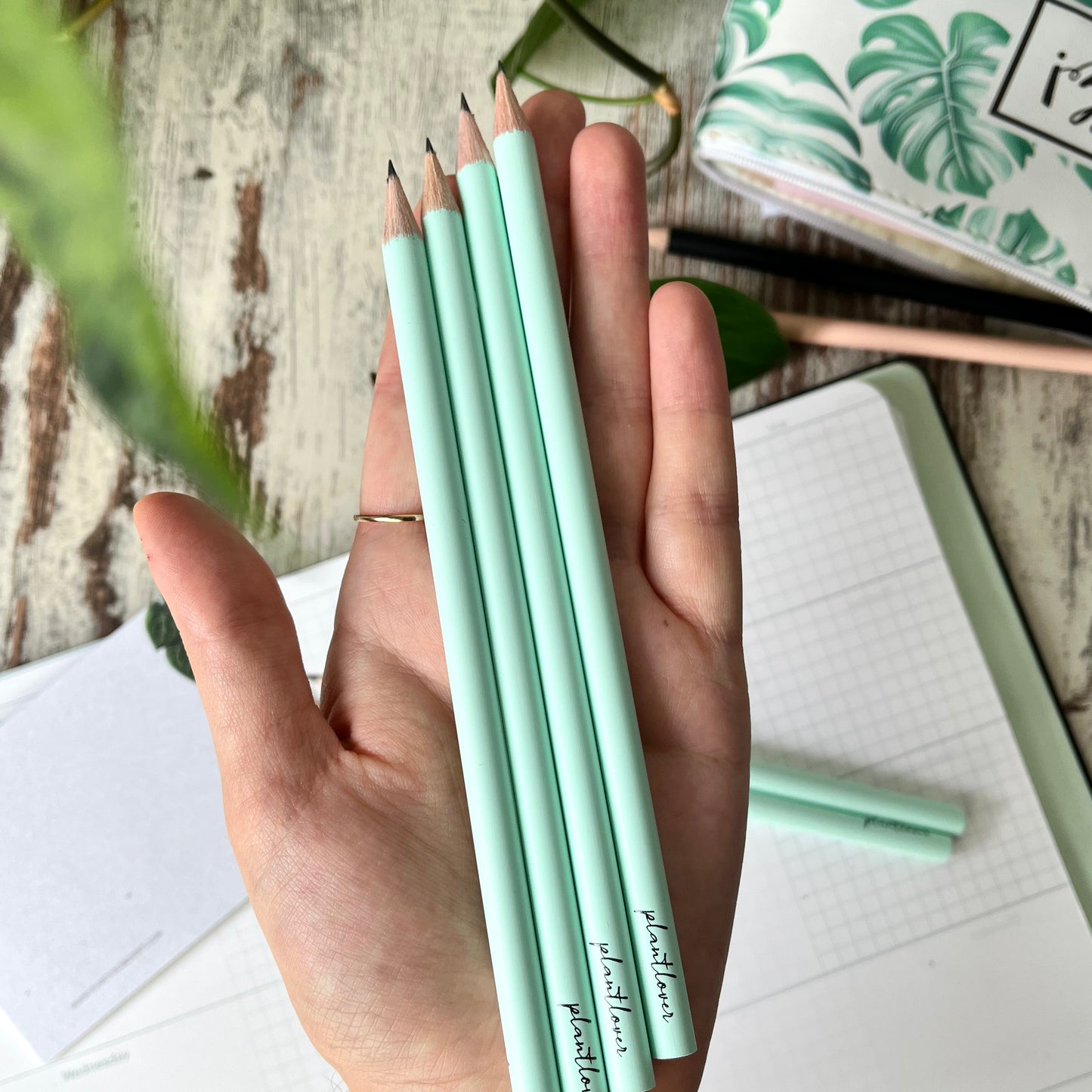 Bleistift mit Gravur 'plantlover'
