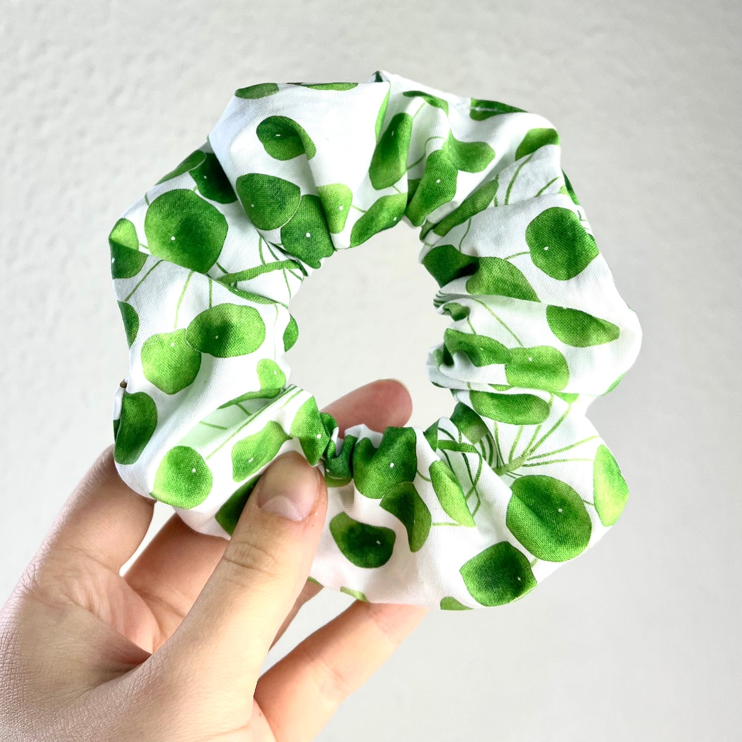 Scrunchie - Pilea - wearequiethumans