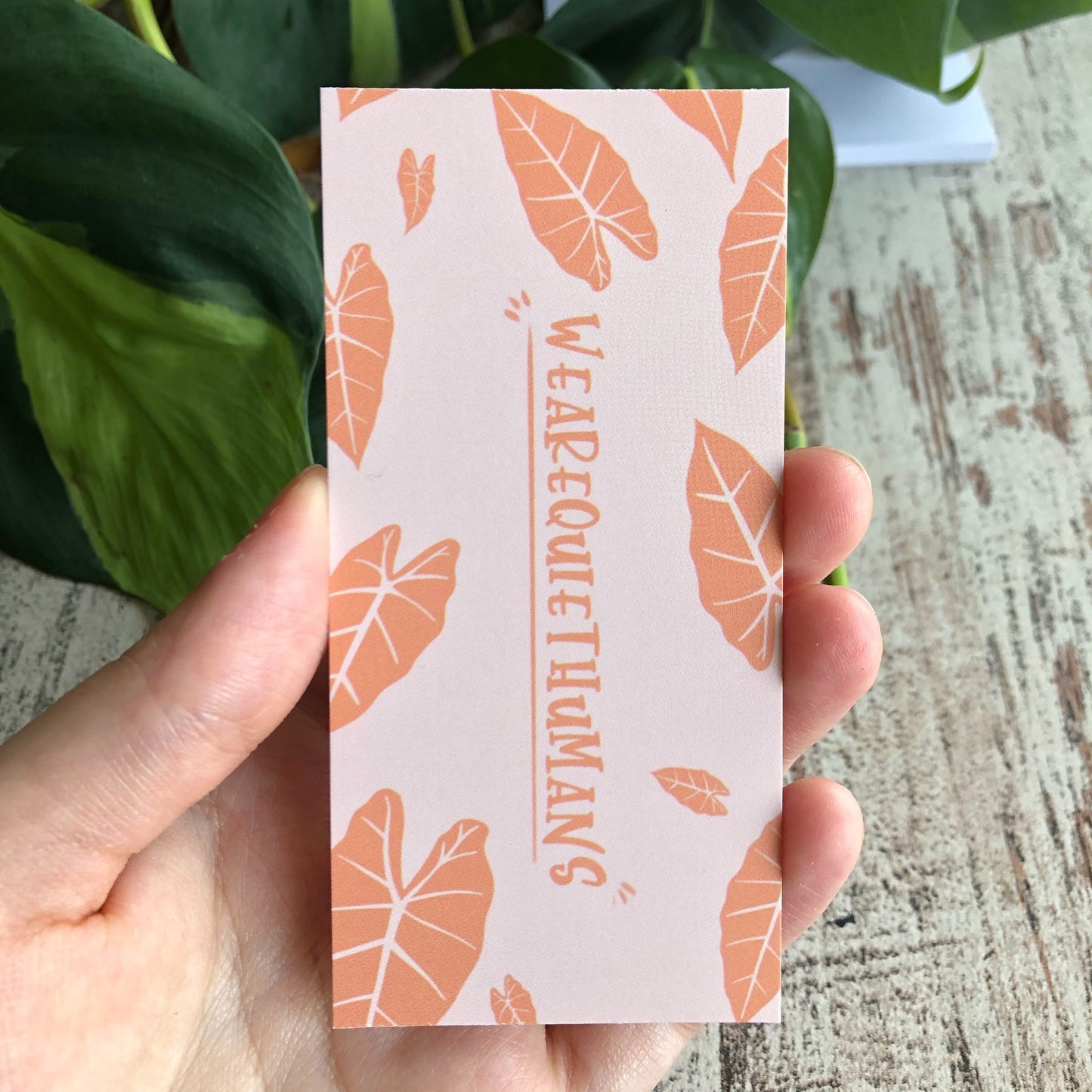 Lesezeichen mit Alocasia Frydek - wearequiethumans