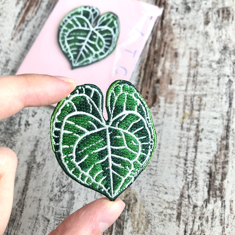 Patches zum Aufnähen oder Aufbügeln