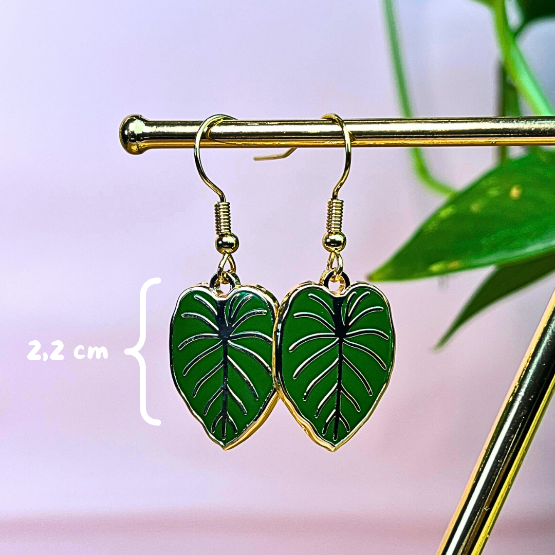 Philodendron Gloriosum Ohrringe – Pflanzen Schmuck goldfarben, Emaille Anhänger & Edelstahl Fischerhaken